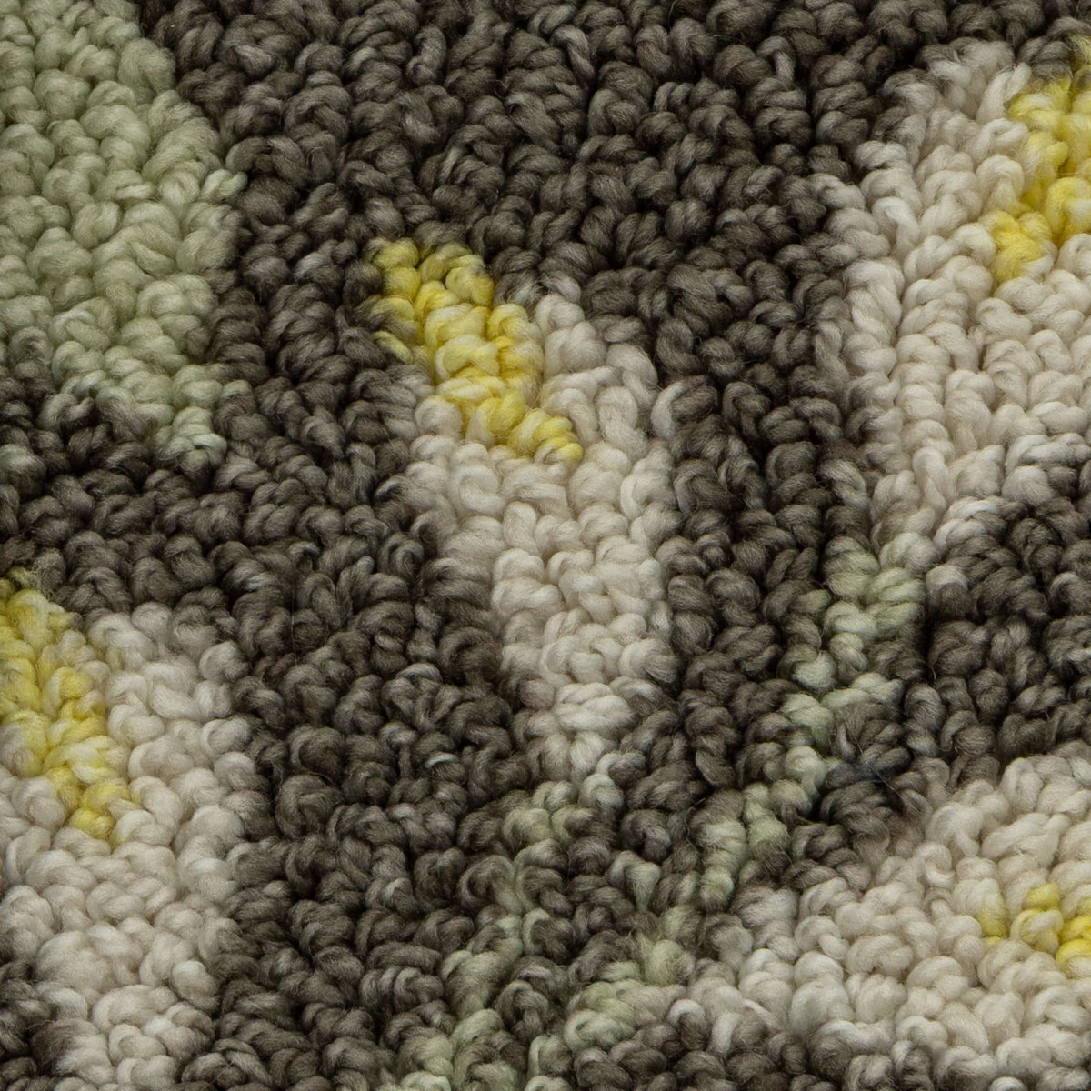 Mainstays Oversized Floral Gray Multicolor Indoor Area Rug, 5 ft x 7 ft