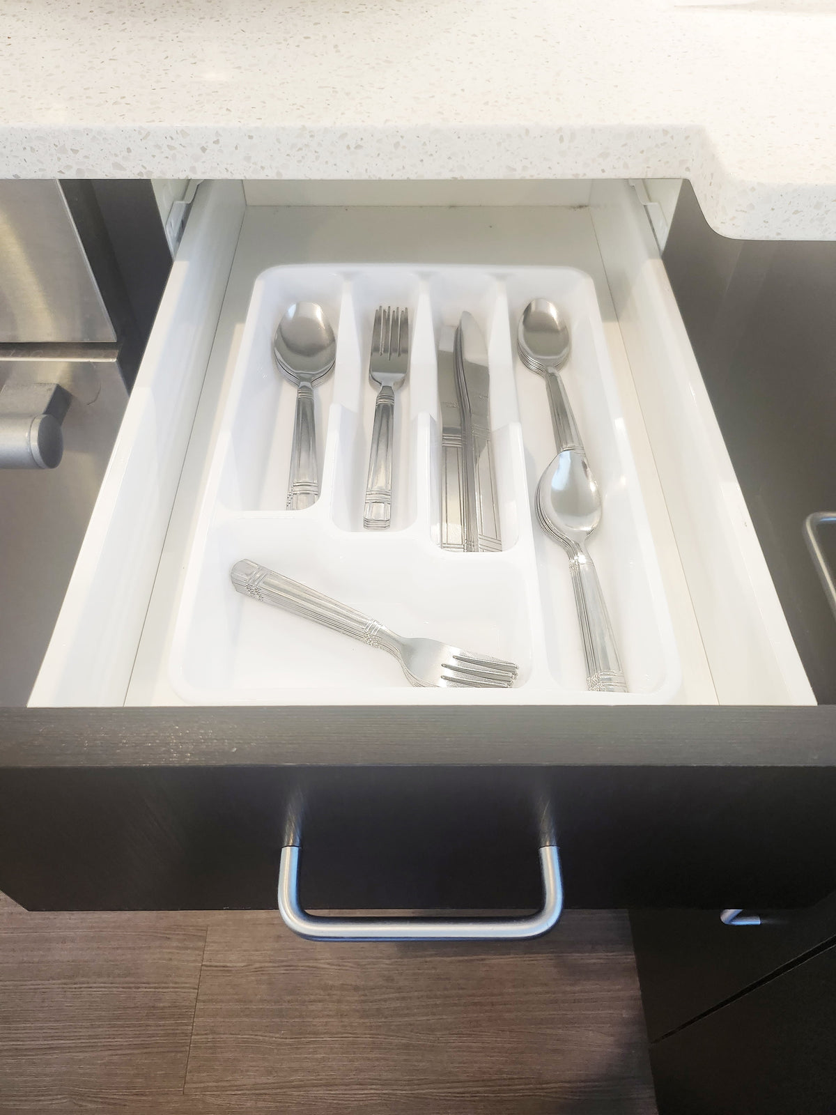 (4 pack) Mainstays 49 Piece Elena Adult Stainless Steel Flatware and Organizer Tray Value Set Silver, Service for 8